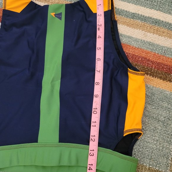 LAAIN Colorblock activewear SET medium - Picture 4 of 14